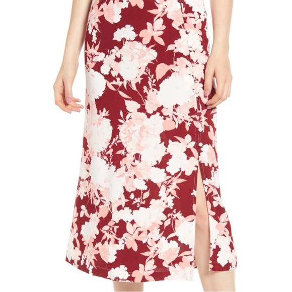 🎈3/$25🎈NWOT Chelsea 28 Floral Midi Skirt - Picture 1 of 5